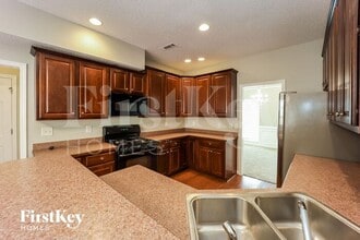 333 Westhill Dr in Newnan, GA - Building Photo - Building Photo