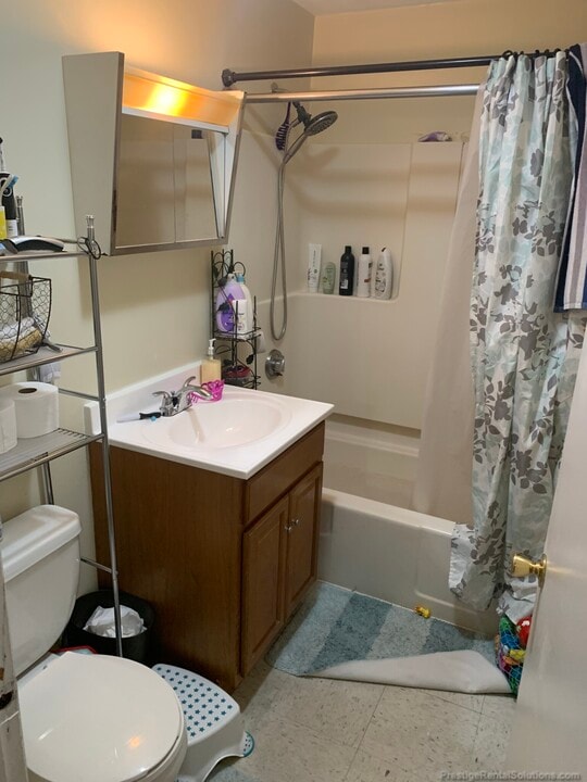 41 Fairmount Pl, Unit 1 in Leominster, MA - Building Photo