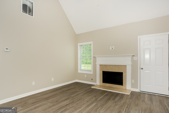 4249 Gracewood Park Dr in Ellenwood, GA - Building Photo - Building Photo