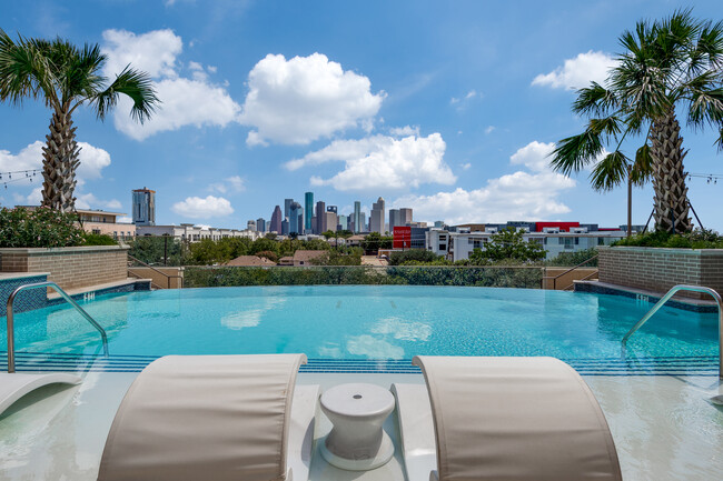 Montrose at Buffalo Bayou in Houston, TX - Foto de edificio - Building Photo