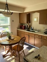N70W5780 Bridge Rd, Unit 5782 - UPPER in Cedarburg, WI - Building Photo - Building Photo