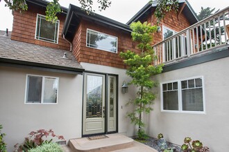 130 Getchell St in Santa Cruz, CA - Building Photo - Building Photo