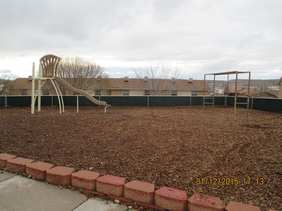 Sagebrush Place Apartments in Gallup, NM - Building Photo