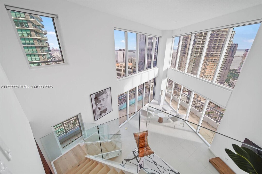60 SW 13th St, Unit 2600 in Miami, FL - Building Photo