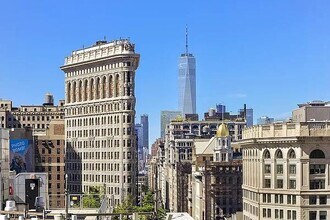 241 Fifth Avenue in New York, NY - Building Photo - Building Photo