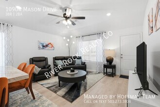 10904 Mason Dr in North Little Rock, AR - Foto de edificio - Building Photo