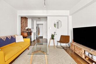 1420 York Ave in New York, NY - Building Photo - Building Photo