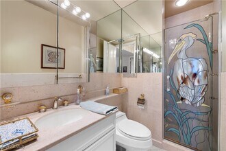 7515 Pelican Bay Blvd in Naples, FL - Building Photo - Building Photo