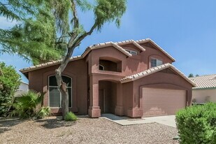 17805 N 13th St in Phoenix, AZ - Building Photo