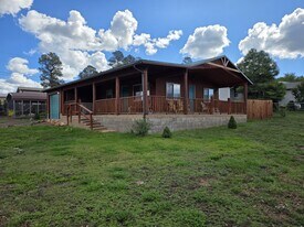 1743 E Nadean Ln in Pinetop, AZ - Building Photo