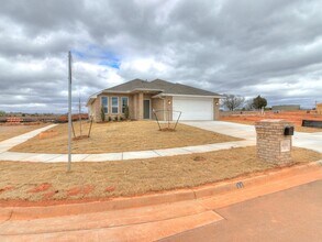4101 Lynford Ln in Norman, OK - Building Photo - Building Photo