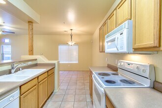 1351 N Pleasant Dr, Unit 1104 in Chandler, AZ - Building Photo - Building Photo