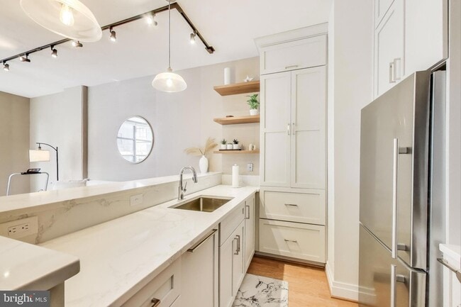 2120 Vermont Ave NW, Unit 121 in Washington, DC - Building Photo - Building Photo