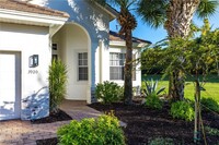 3920 Lakeview Isle Ct in Ft. Myers, FL - Foto de edificio - Building Photo