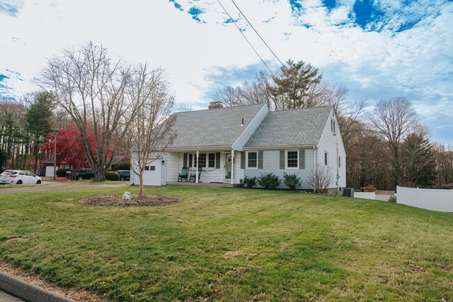 property at 15 Great Oak Ln