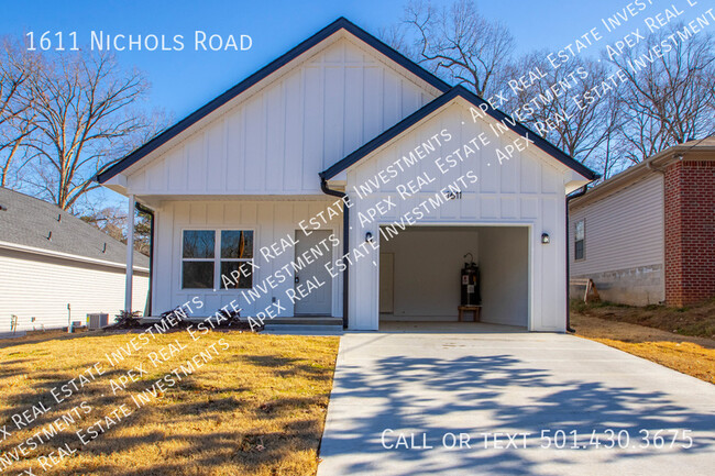 1611 Nichols Rd in Little Rock, AR - Building Photo - Building Photo