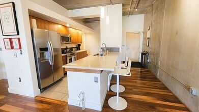 309 E 5th St in Des Moines, IA - Building Photo - Building Photo