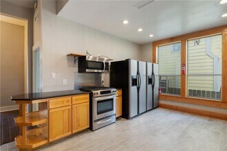 3210 Hampton Rd in Austin, TX - Building Photo - Building Photo