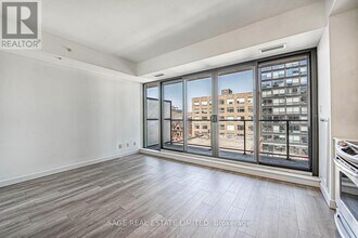 32-632 Camden St in Toronto, ON - Building Photo - Building Photo