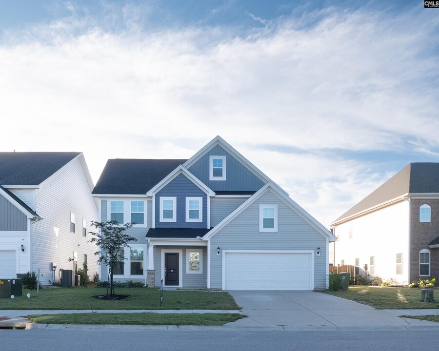 25 Haigler Ct in Elgin, SC - Foto de edificio