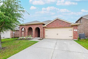 1213 Lambert Dr in Princeton, TX - Building Photo