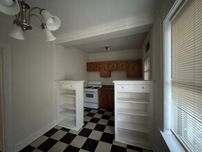 8035 S Evans Ave in Chicago, IL - Foto de edificio - Building Photo