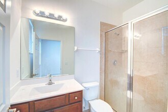 5330 Ellery Terrace in West Palm Beach, FL - Building Photo - Building Photo