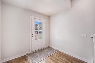 2003 Quiet Ibis in Hanahan, SC - Building Photo - Building Photo