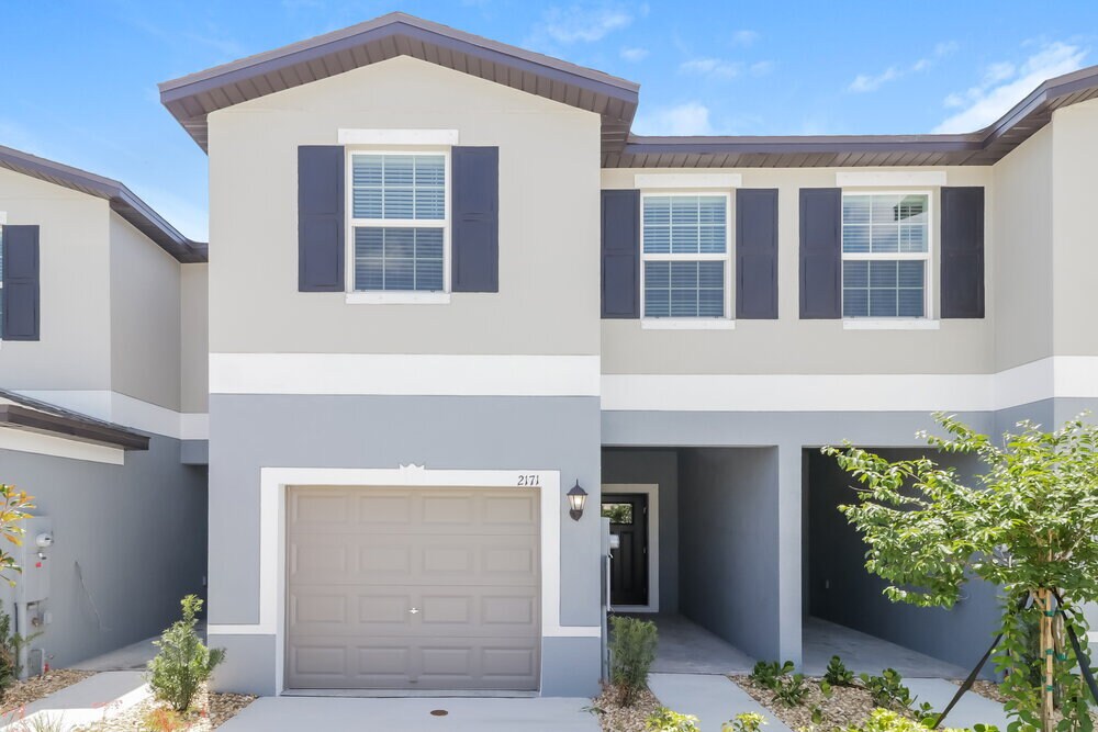 2171 Great Sapphire Ln in Lutz, FL - Building Photo