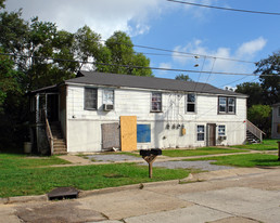 1802 Duncan St Apartments