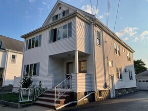 14 Saint Marys St, Unit 2 in Watertown, MA - Building Photo - Building Photo