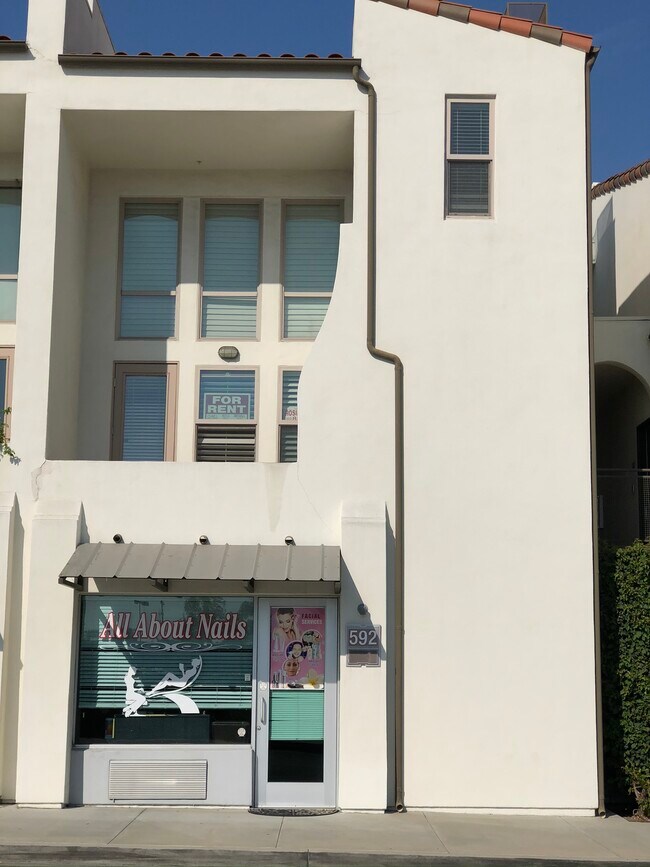 592 S Brea Blvd Rentals in Brea, CA