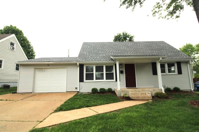 property at 428 Chamberlin Dr