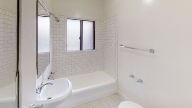 Arwyn Manor Apartments...New York Style..Newly Remodeled Apartments...Hardwood Floors! CALL NOW! in Los Angeles, CA - Building Photo - Floor Plan