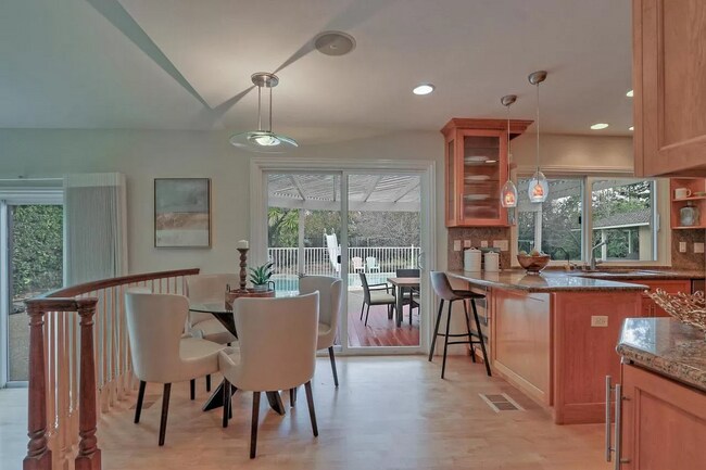 19775 Sea Gull Ct in Saratoga, CA - Foto de edificio - Building Photo