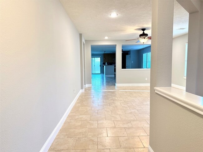 property at 16026 Arapaho Bend Ln