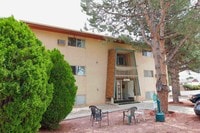 Stardust Plaza Apartments photo'