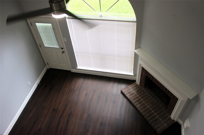 1914 Wildwood Ridge Dr in Missouri City, TX - Building Photo - Building Photo