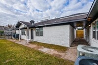 3615 Dennis St photo'