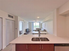 11239 NW 4th Terrace in Miami, FL - Building Photo - Building Photo