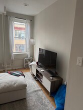 226 Hanover St, Unit 9 in Boston, MA - Foto de edificio - Building Photo