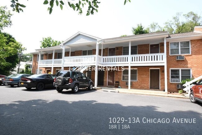 property at 1029-13A Chicago Ave