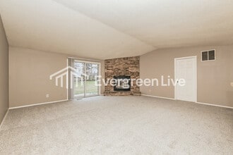 4735 Stonehedge St in Dayton, OH - Building Photo - Building Photo