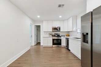 839 Behrman Ave in New Orleans, LA - Foto de edificio - Building Photo