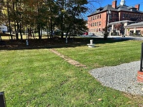 79 S B St in Norwich, CT - Building Photo - Building Photo