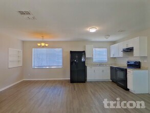 3410 73rd St N in St. Petersburg, FL - Building Photo - Building Photo