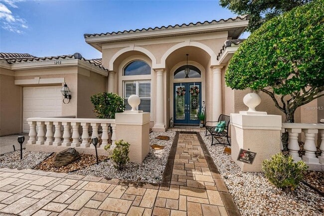 1203 Hagen Dr in Trinity, FL - Building Photo - Building Photo