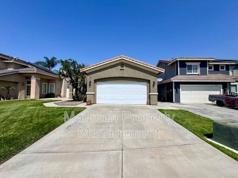 29164 Peridot Cir in Menifee, CA - Building Photo