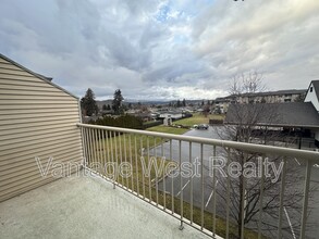 710-710 Rutland Rd N in Kelowna, BC - Building Photo - Building Photo