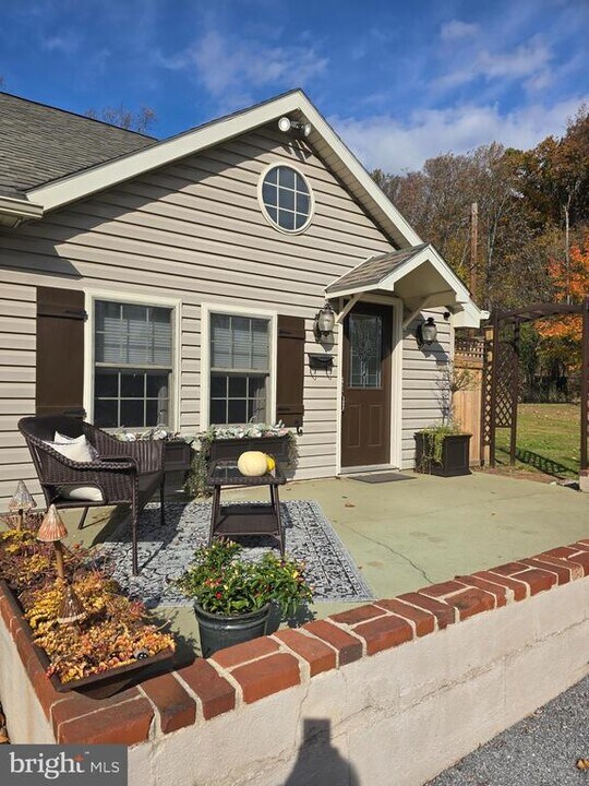 1951 Conestoga Rd in Chester Springs, PA - Building Photo